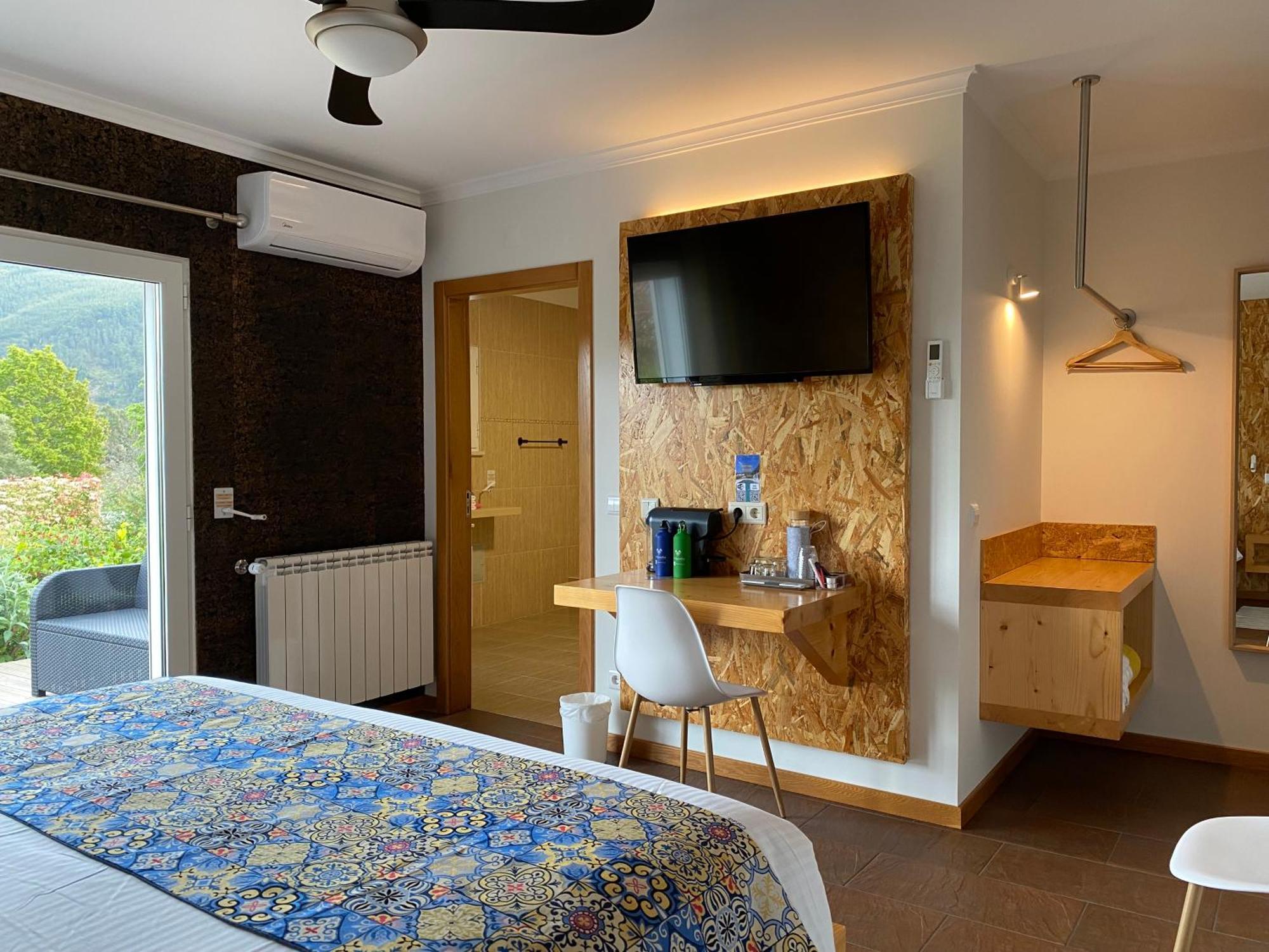 Casa Carvalhal - Adults Only Bed & Breakfast Gois Exterior photo